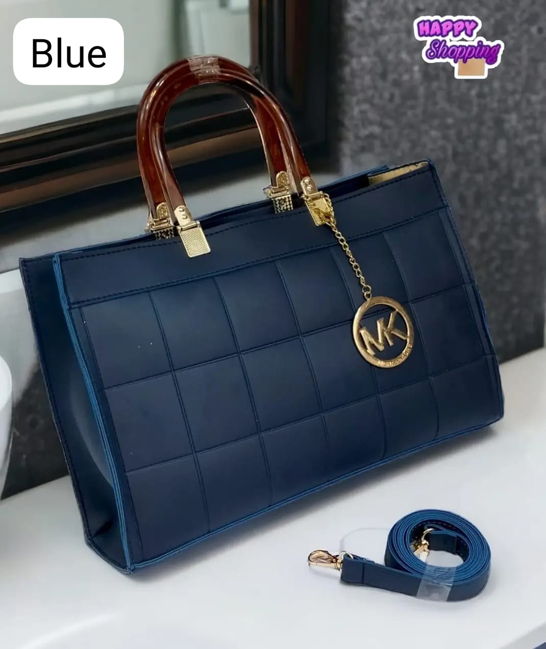 π Michael Kors Shoulder Bag for Girls π - Image 4