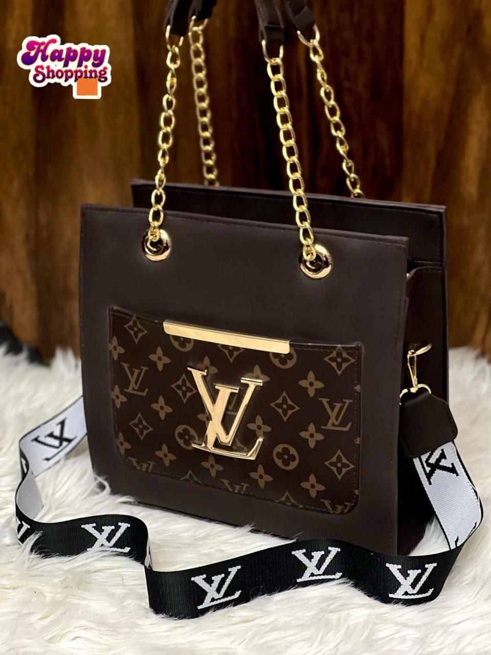🎀 Master Quality LV Crossbody Bag for Girls – Comes with 2 Straps 🎀