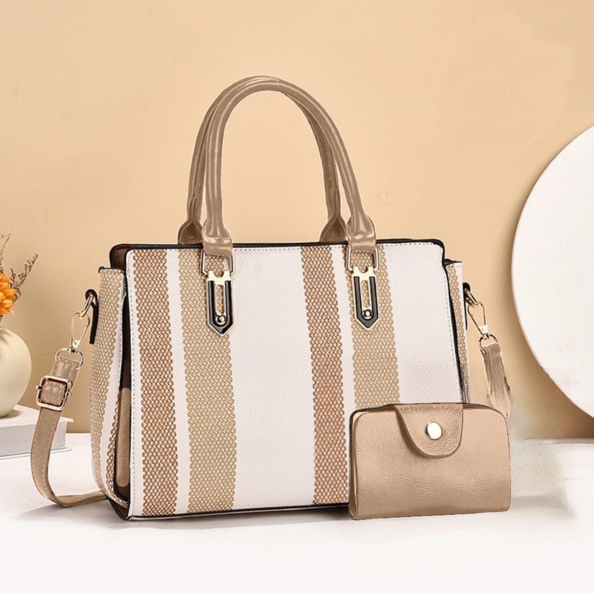 MODERN AND STYLISH SHOULDER BAGS FOR GIRLS - Image 12