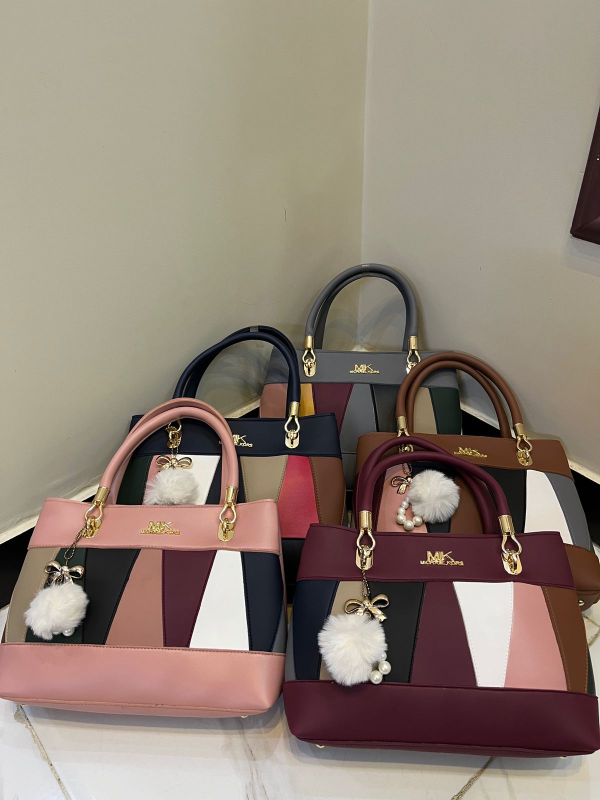 👜 MK Design Handbag with Double Pocket & Imported Keychain - Image 8