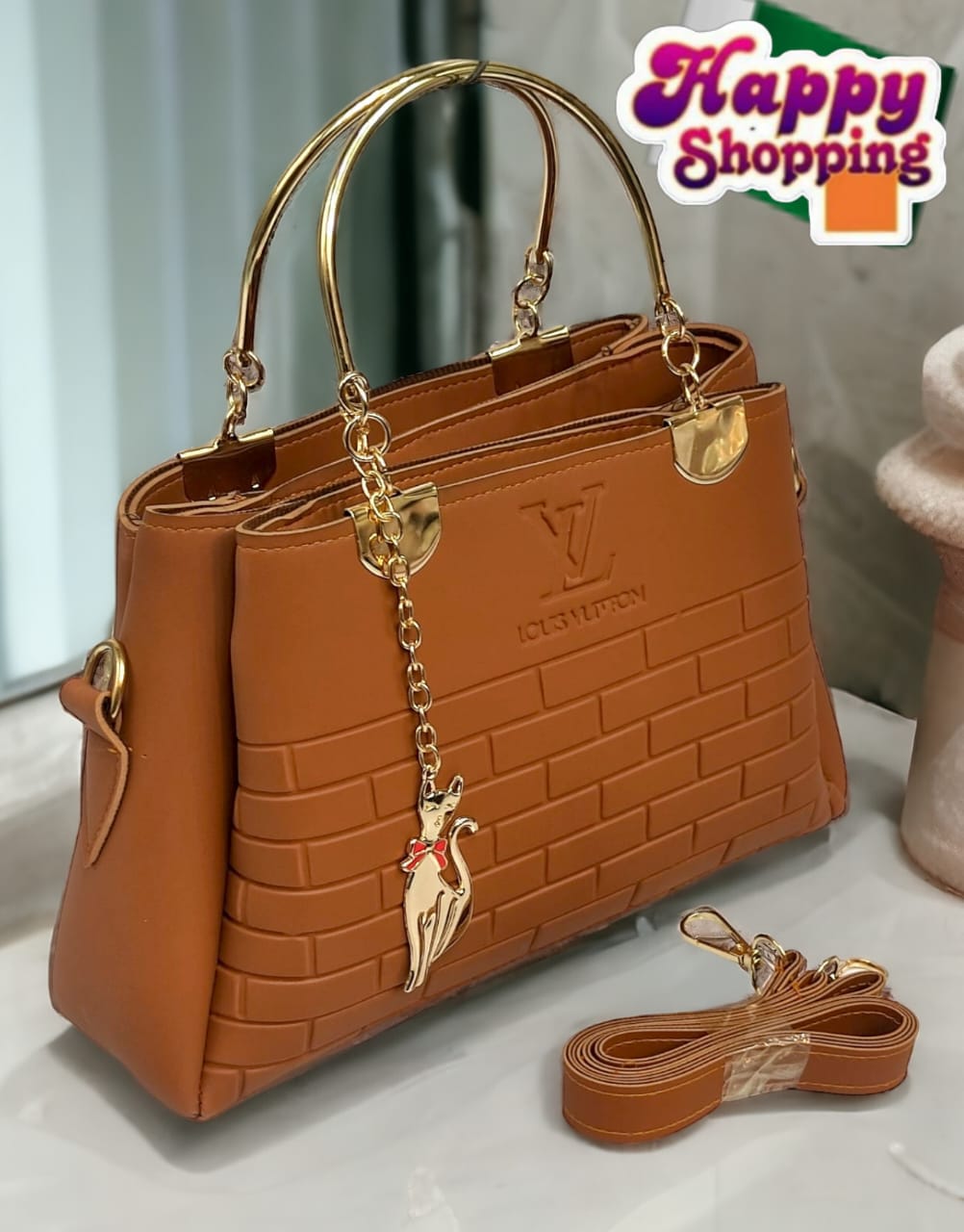 Louis Vuitton With Imported Keychain - Image 9