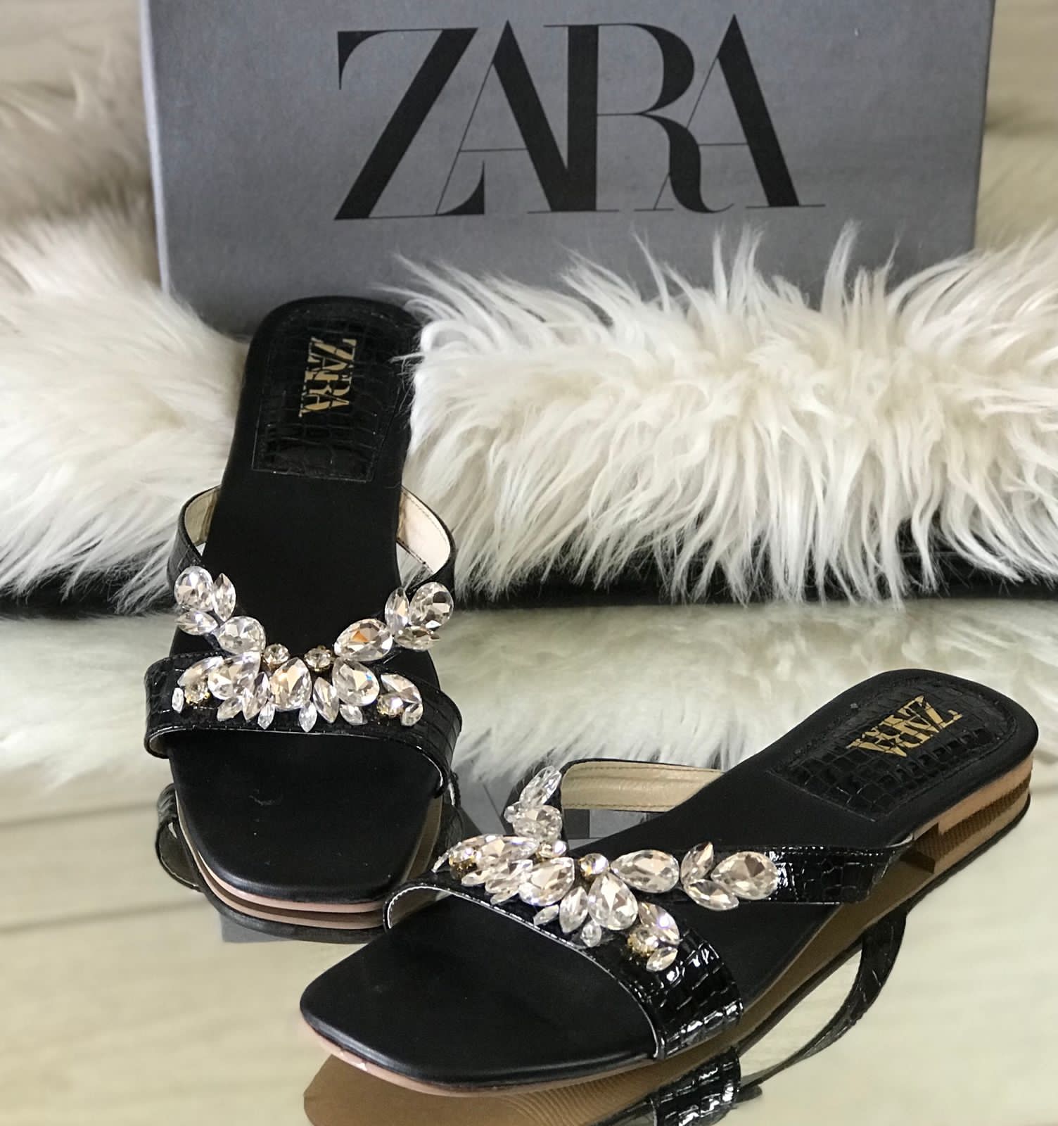 Slippers by ZARA - Image 10
