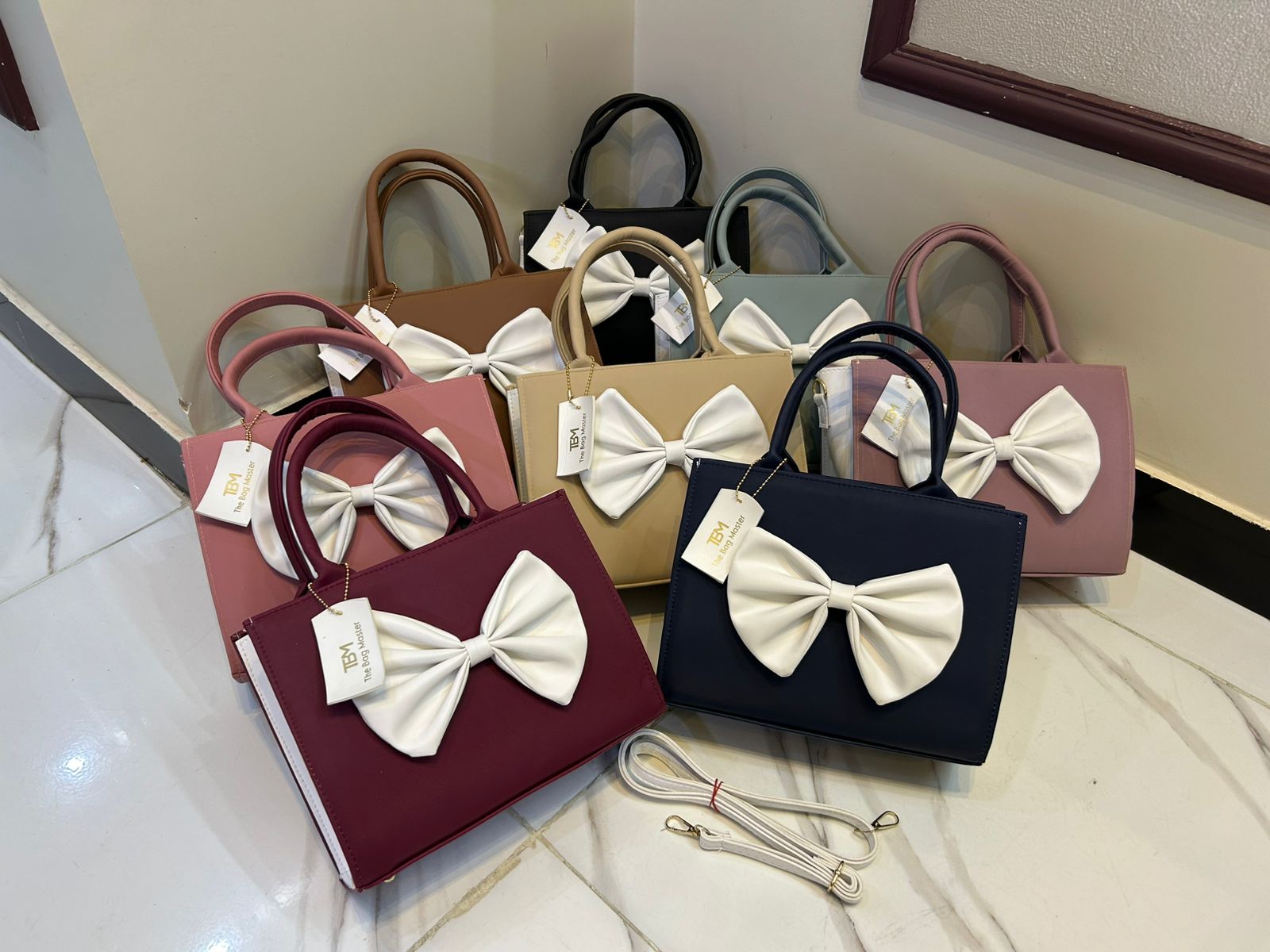 πΌ Classic TBM Handbag β Bow Edition - Image 12
